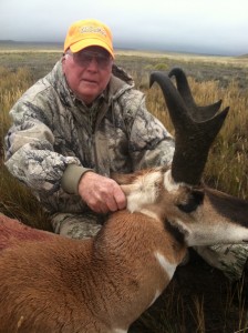 Male hunter posing with his pronghorn antelope