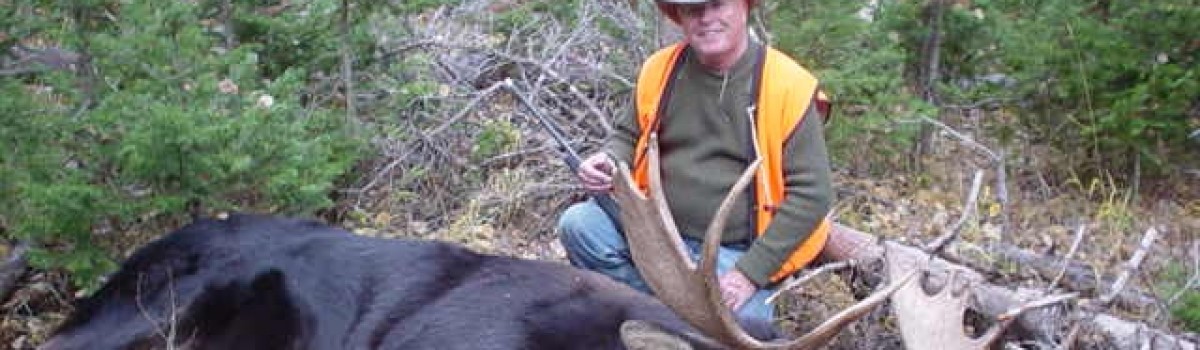 Wyoming Moose Hunting Applications Due March 2, 2015
