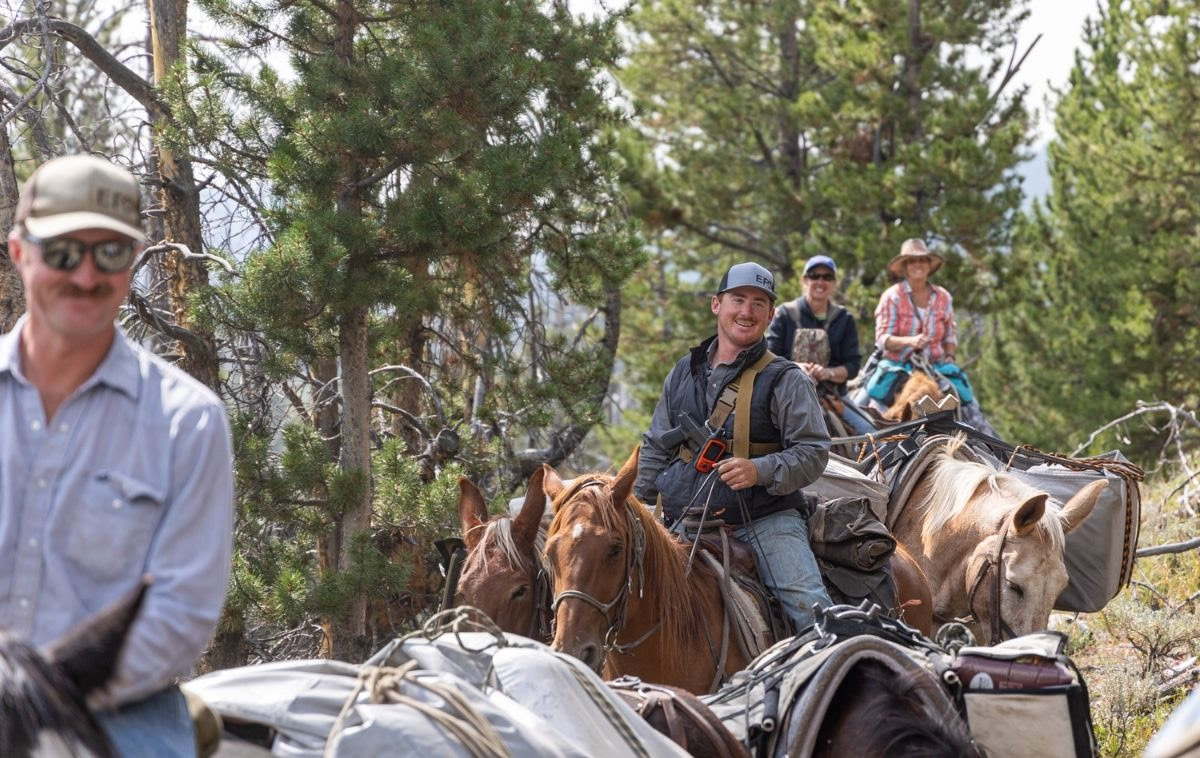 Summer Pack Trips in Wyoming Wilderness